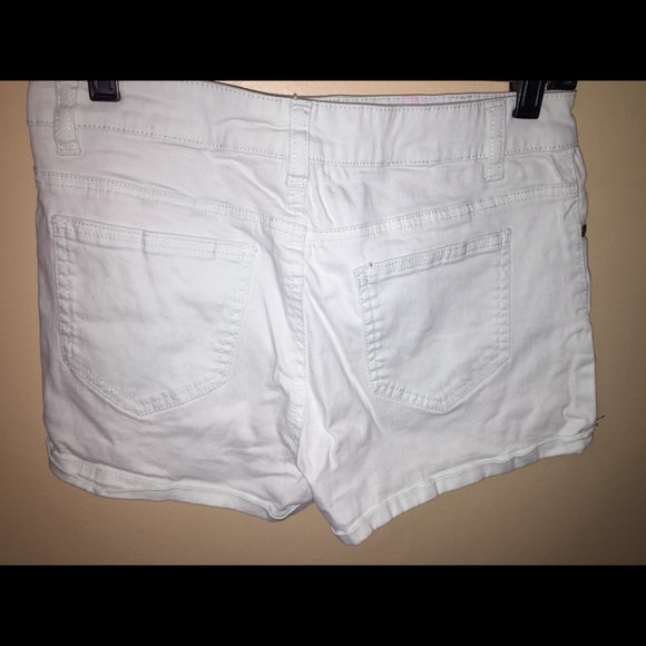 Shorts - Picture 2 of 2